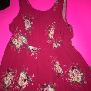 Floral dress Brand new never worn!